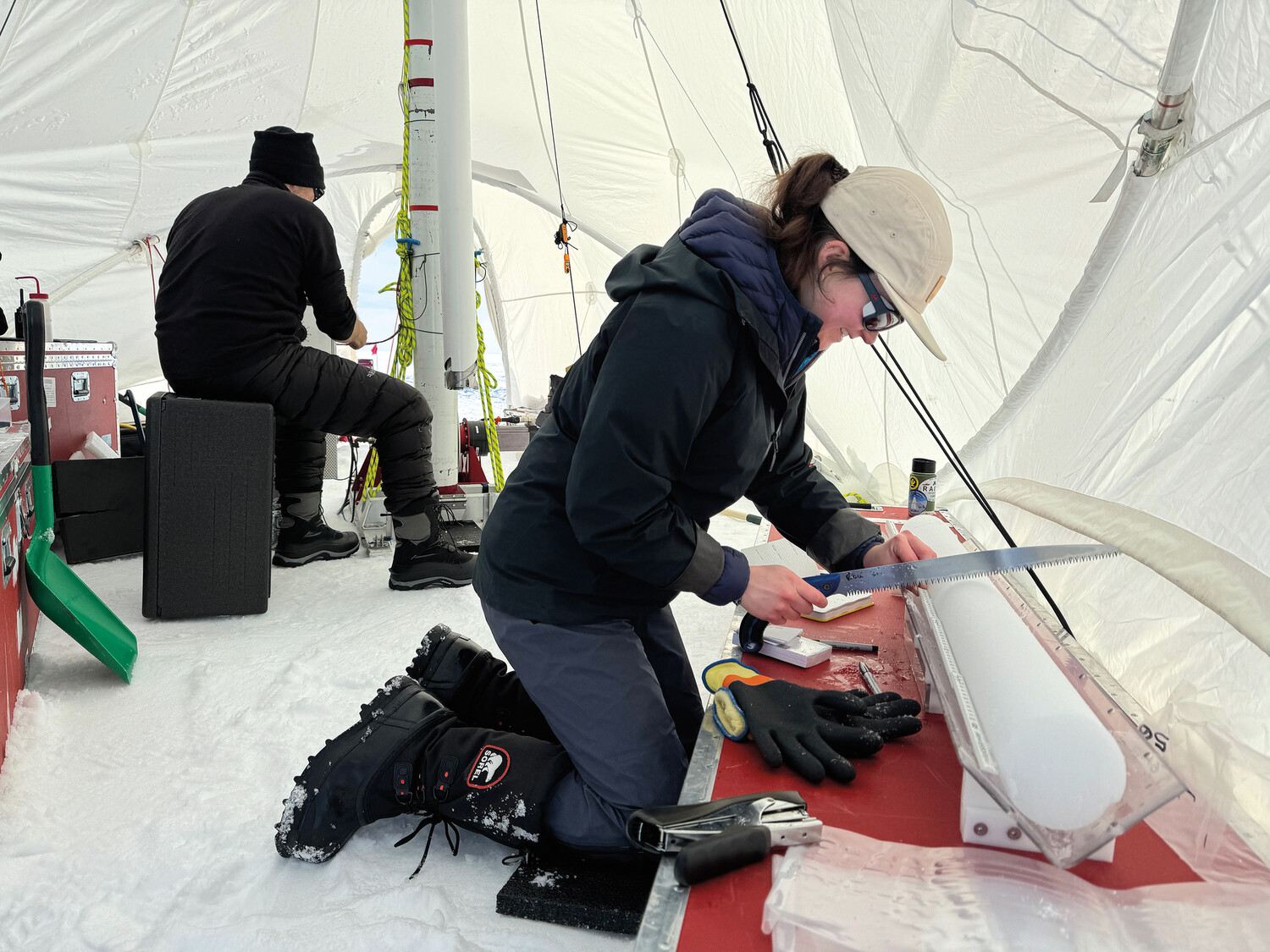 Sp25feature-IceCore2-Peter-Neff.jpg